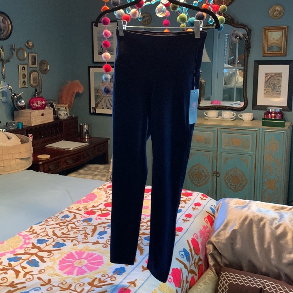 New Balance NWT Navy Blue Yoga Pant XS